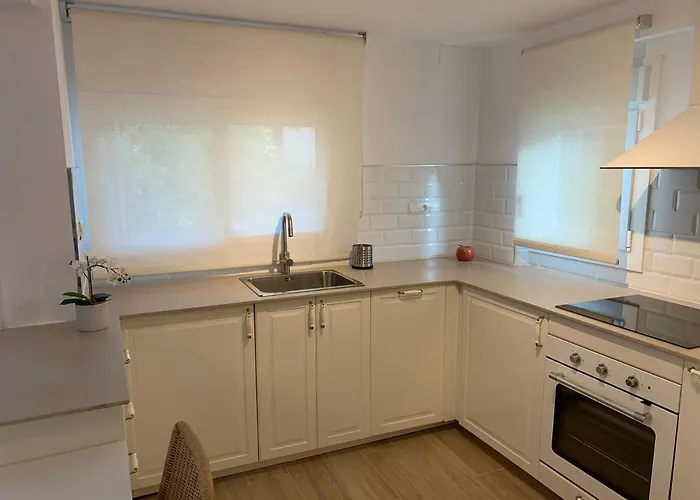 Be-cool Pool Center 公寓 *