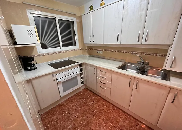 Be-cool Pool Center 公寓 萨洛